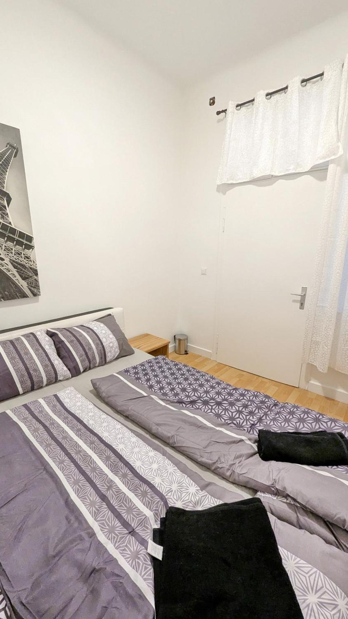 Séjour chez l'habitant Cozy In Lugner City Area